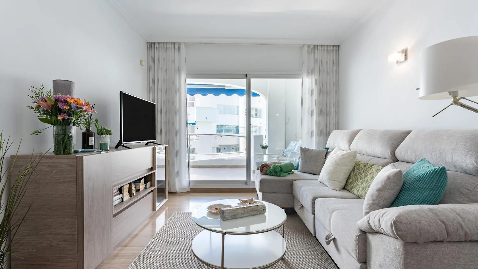 Luxury Marine Apartment Wifi Benalmádena İspanya